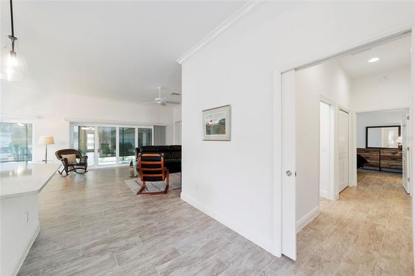 Interior, Pendant Lights, Piano, Recessed Lighting, Wood Texture Flooring