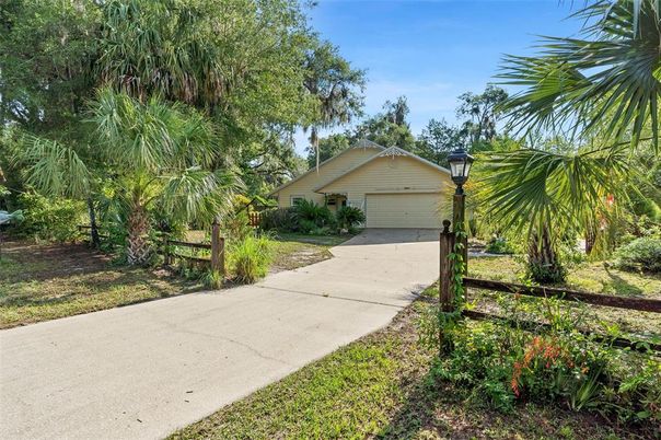 Backyard, Detached Garage, Exterior