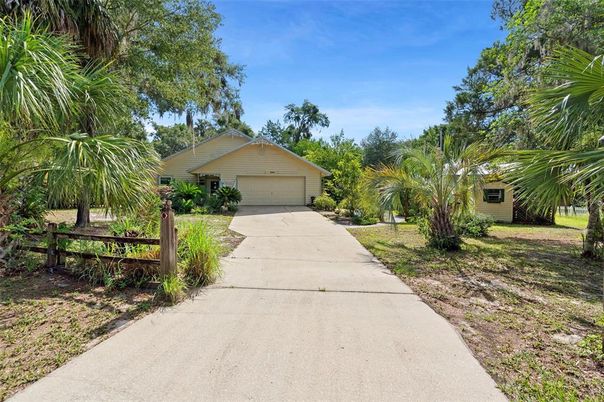 Backyard, Detached Garage, Exterior
