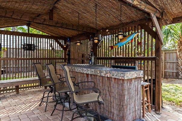 Exterior, Hot Tub