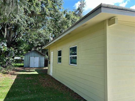 Backyard, Exterior
