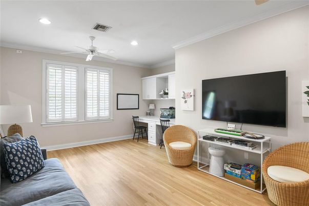 Home Office, Interior, Recessed Lighting, Wood Texture Flooring