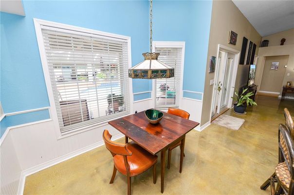 Dining room, Interior, Pendant Lights
