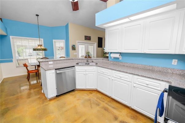 Dining room, Interior, Kitchen, Pendant Lights