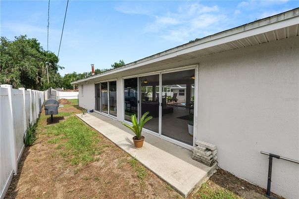 Backyard, Exterior