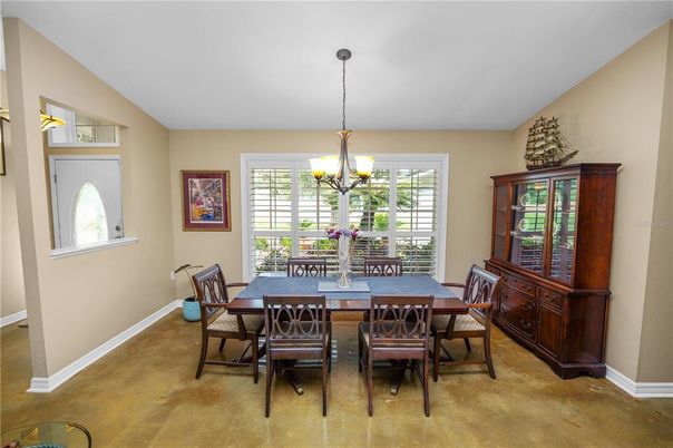 Chandelier, Dining room, Interior
