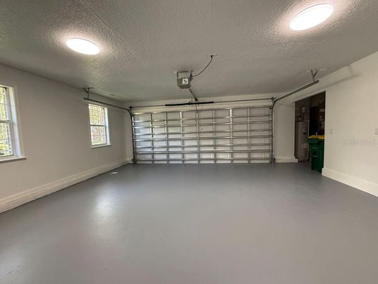 Garage, Interior