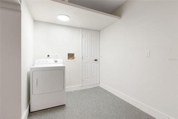 Interior, Recessed Lighting, Utility Closets, Washer