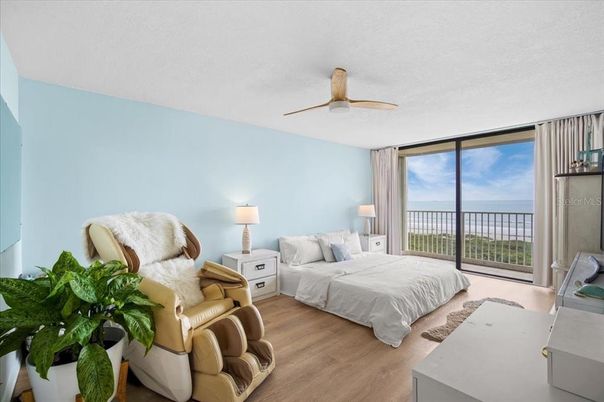 Bedroom, Interior, Water, Wood Texture Flooring