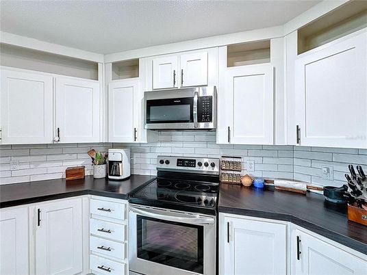 Interior, Kitchen, Stainless Steel Appliances