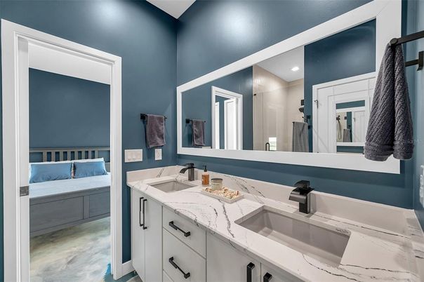 Bathroom, Dual Sink Vanities, Interior, Recessed Lighting
