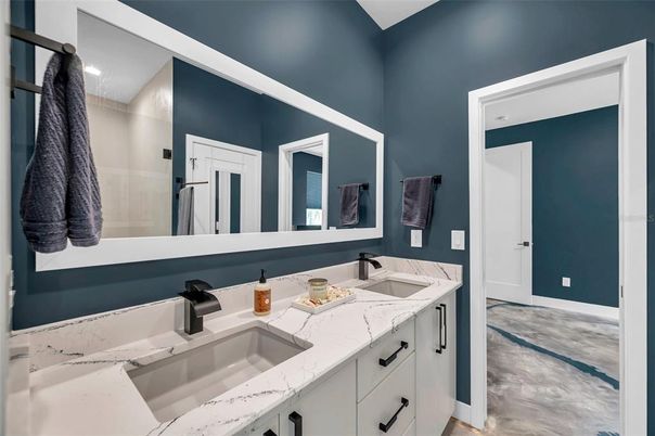 Bathroom, Dual Sink Vanities, Interior