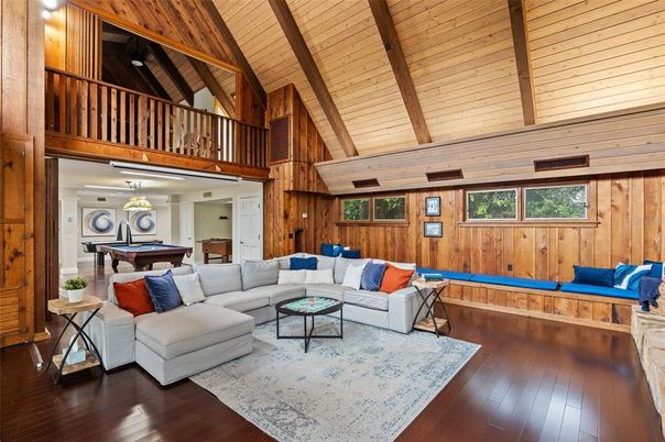 Billiard Table, Game Room, Interior, Living room, Wooden Beams, Wooden Ceilings, Wood Texture Flooring, Wooden Walls
