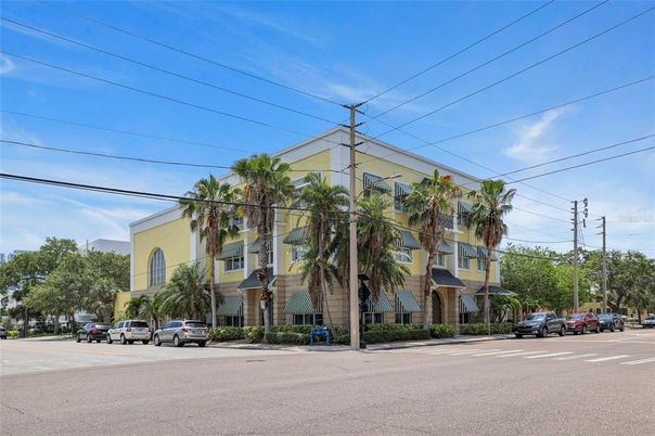 Exterior, Facade, Condo Building