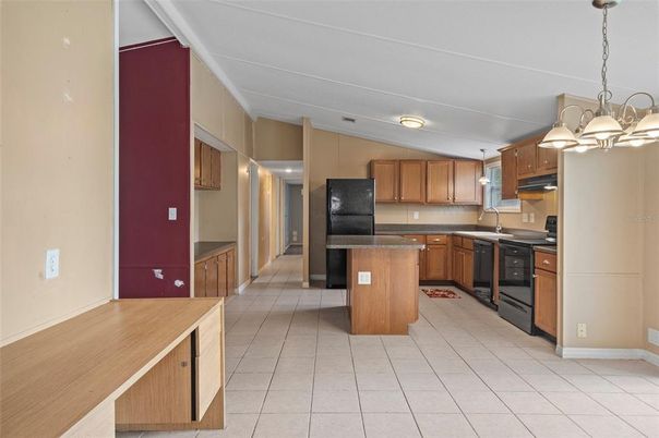 Chandelier, Interior, Kitchen