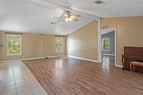 Empty room, Interior, Piano, Wood Texture Flooring