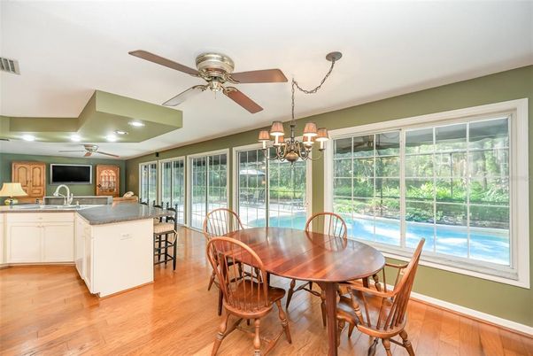Chandelier, Dining room, Interior, Kitchen, Recessed Lighting, Wood Texture Flooring