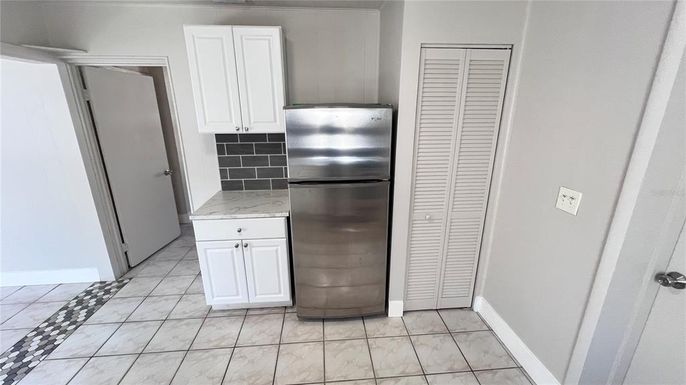 Interior, Kitchen, Marble, Stainless Steel Appliances