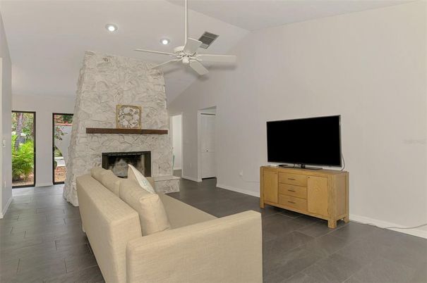 Fireplace, Interior, Living room, Recessed Lighting