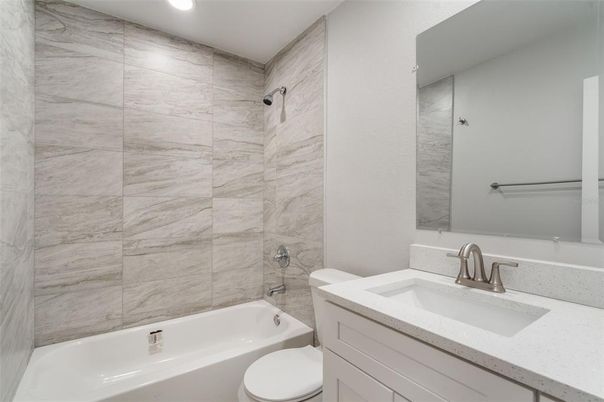 Bathroom, Interior, Marble Walls, Recessed Lighting