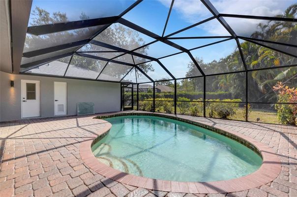 Glass Ceilings, Interior, Pool, Sun Room