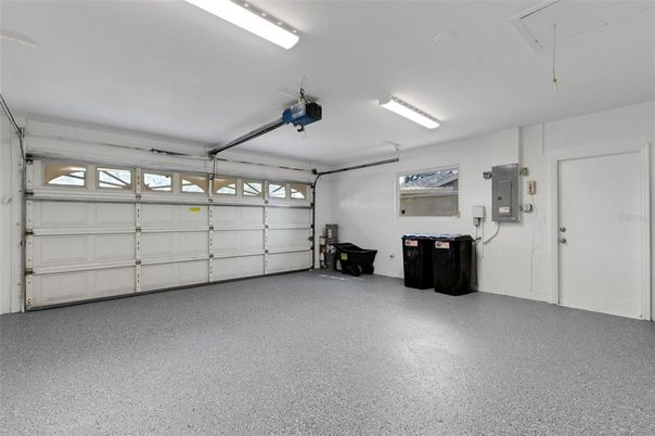 Garage, Interior
