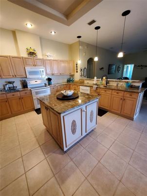 Interior, Kitchen, Pendant Lights, Recessed Lighting