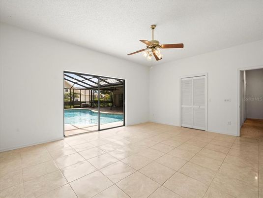 Empty room, Interior, Pool