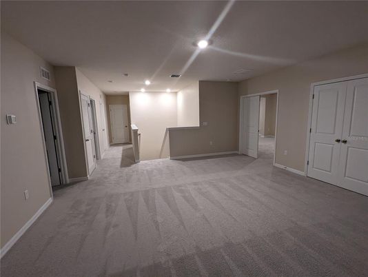Empty room, Interior, Recessed Lighting