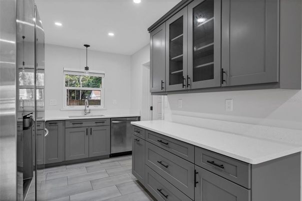 Interior, Kitchen, Pendant Lights, Recessed Lighting, Stainless Steel Appliances