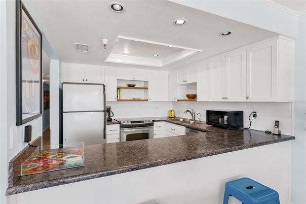 Interior, Kitchen, Recessed Lighting
