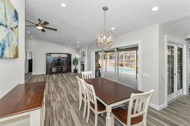 Chandelier, Dining room, Interior, Recessed Lighting, Wood Texture Flooring
