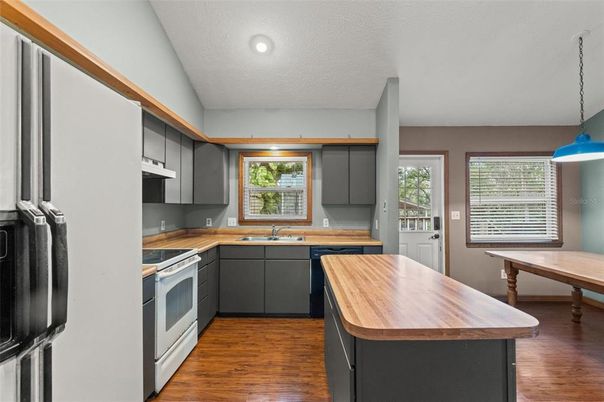 Interior, Kitchen, Pendant Lights, Recessed Lighting, Wood Texture Flooring
