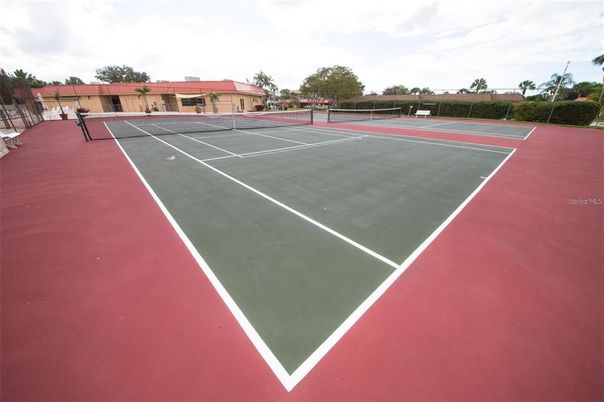 Exterior, Tennis Courts