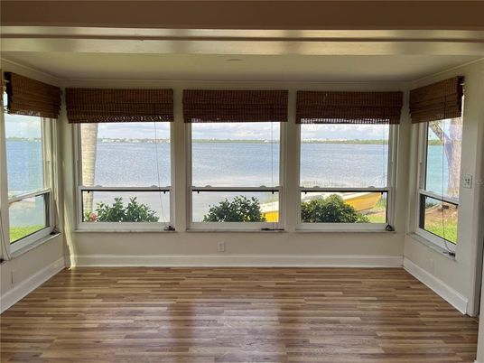 Empty room, Interior, Water, Wood Texture Flooring