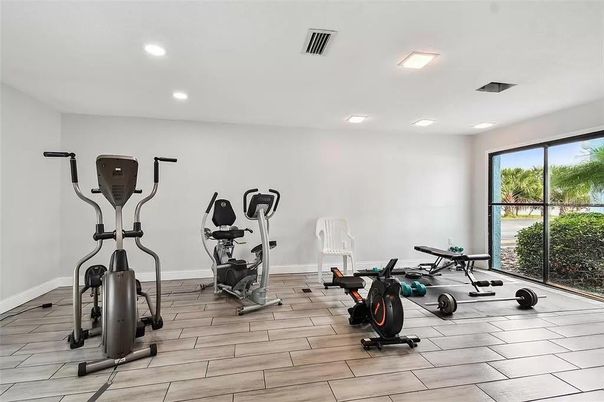 Fitness Equipment, Interior, Recessed Lighting, Wood Texture Flooring
