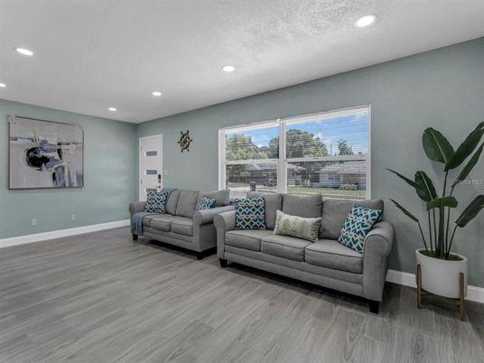 Interior, Living room, Recessed Lighting, Wood Texture Flooring