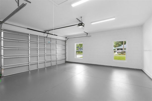 Garage, Interior