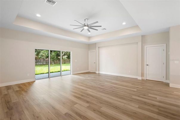 Empty room, Interior, Recessed Lighting, Wood Texture Flooring