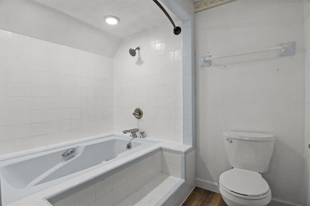 Bathroom, Interior, Recessed Lighting, Wood Texture Flooring