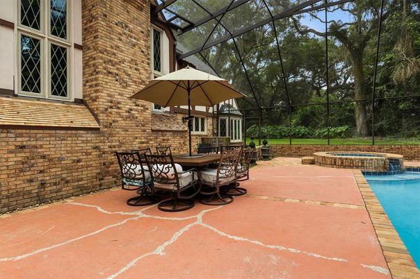 Exterior, Glass Ceilings, Pool, Sun Room