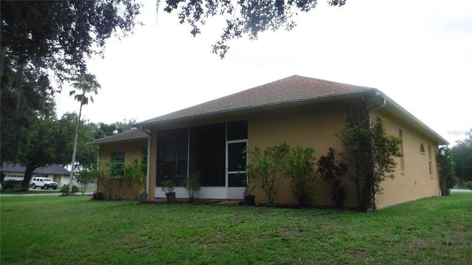 Backyard, Exterior