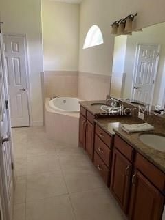 Bathroom, Dual Sink Vanities, Interior