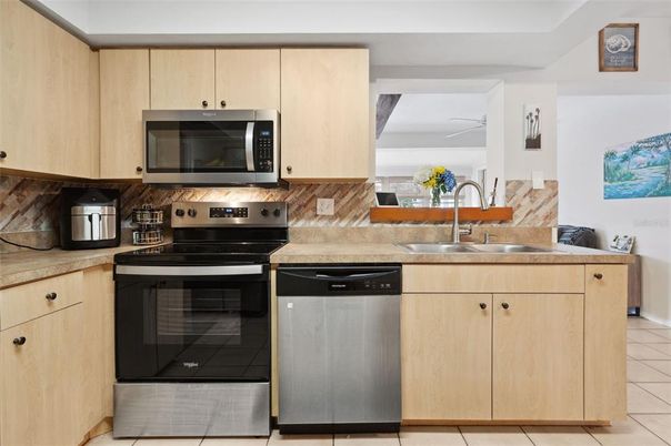 Interior, Kitchen, Stainless Steel Appliances