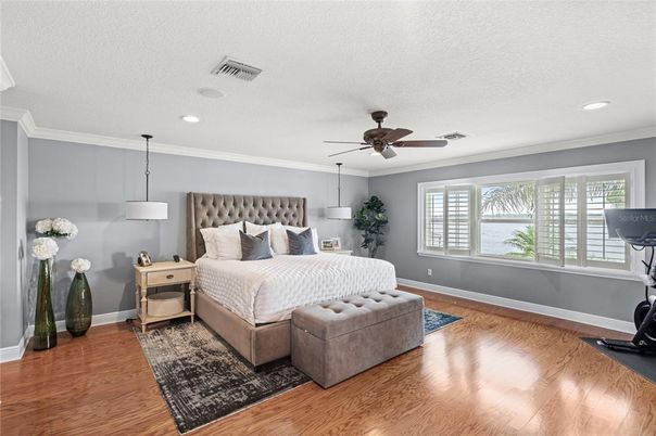 Bedroom, Interior, Pendant Lights, Recessed Lighting, Wood Texture Flooring