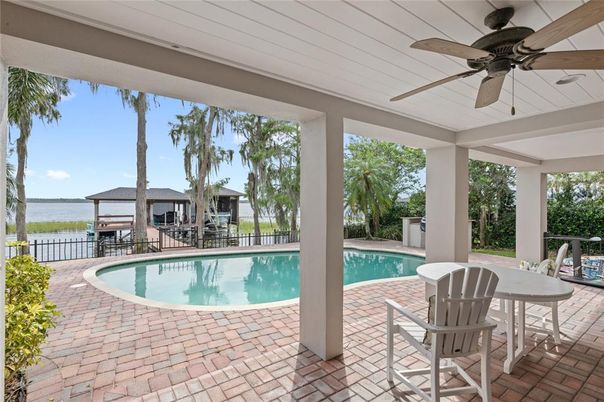 Exterior, Pool, Water