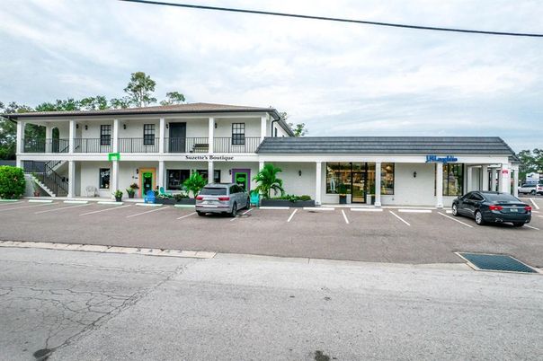 Exterior, Facade, Condo Building