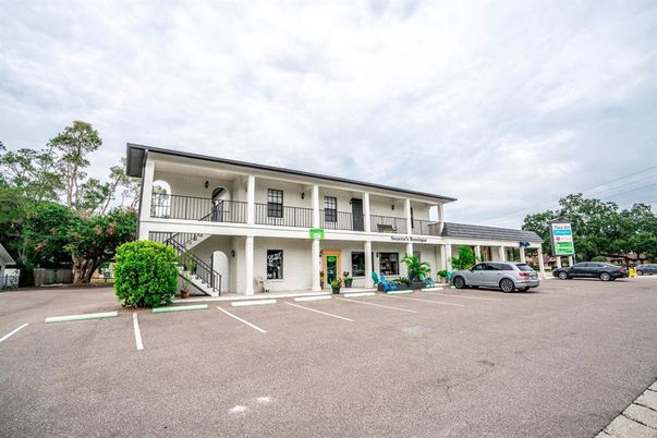 Exterior, Facade, Condo Building