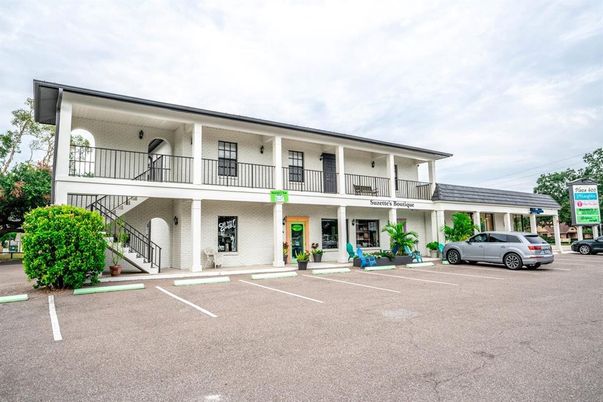 Exterior, Facade, Condo Building