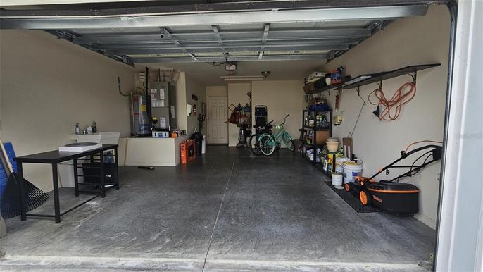 Garage, Interior